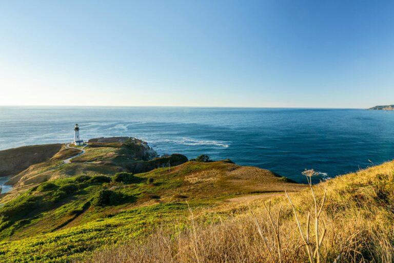 scenic view of yaquina head lighthouse oregon coast