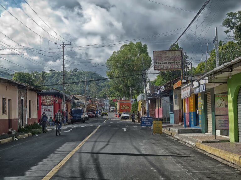 Culture: El Salvador: Finding Paradise after 15 Years of Peace