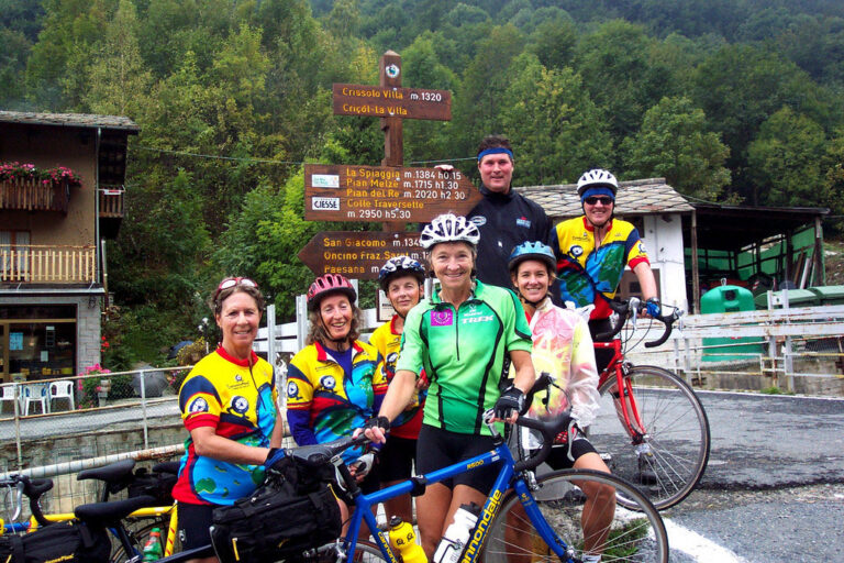 Through the Rolling Hills of Tuscany: ExperiencePlus! Bicycle Tours