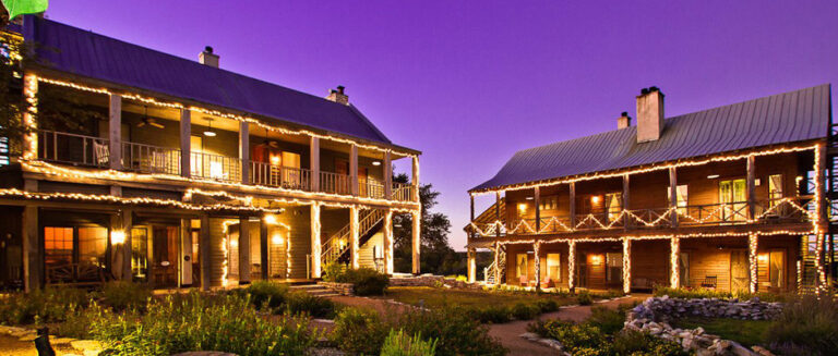 Texas Hill Country Retreat: Sage Hill Inn Above Onion Creek, Austin