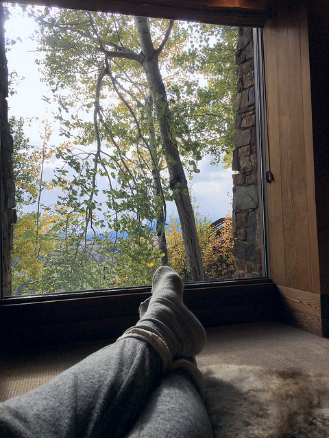 travel destination, aman resorts, amangani, jackson hole, wyoming, view, window, lounge, relax, vertical