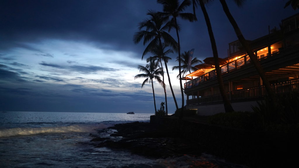 Kona, Hawaii, sunset, pacific ocean, waves, palm trees, restaurant lights,